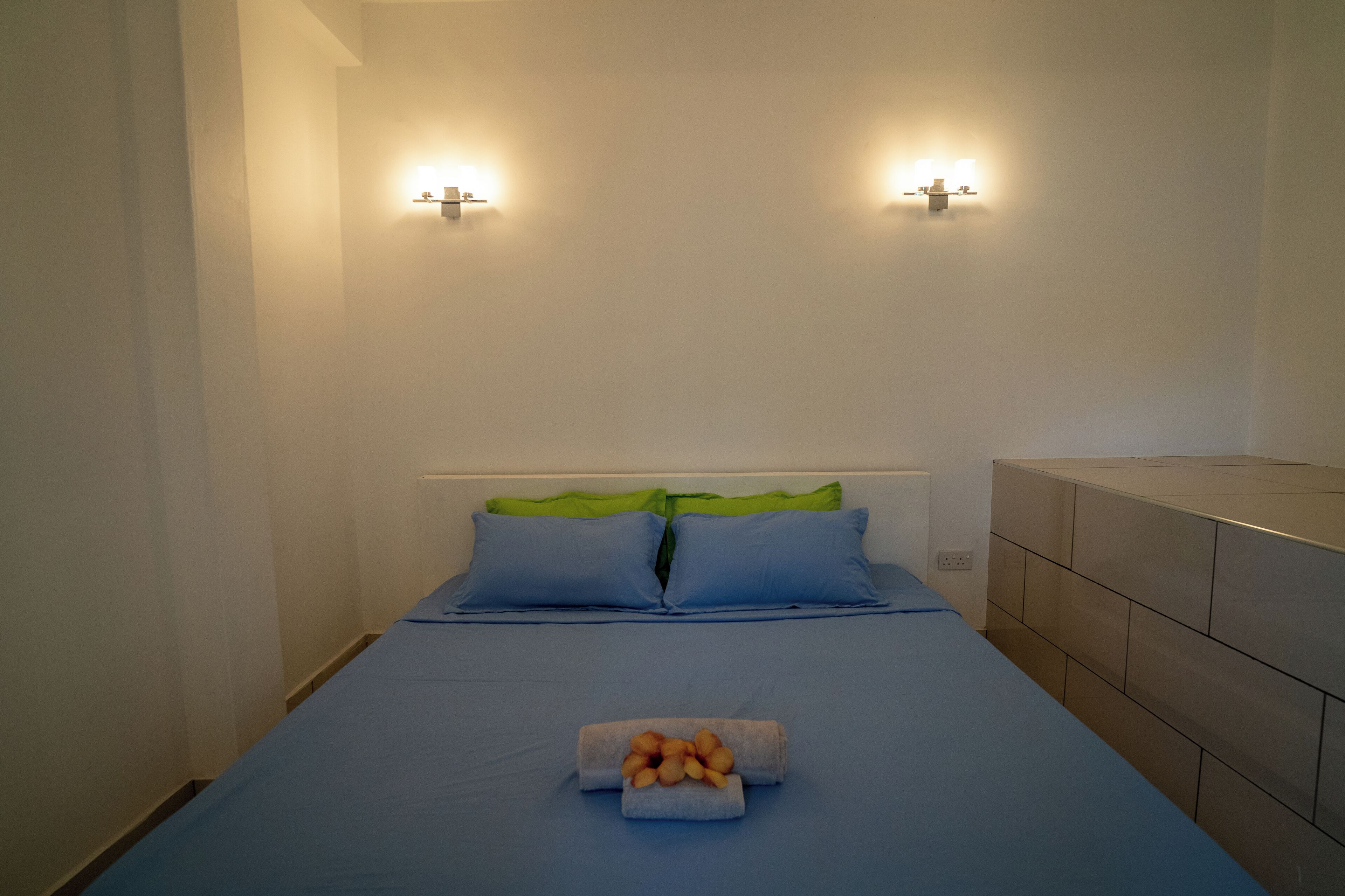 4 Schlafzimmer, Schreibtisch, Bügeleisen/Bügelbrett, kostenloses WLAN