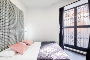 Bügeleisen/Bügelbrett, kostenloses WLAN, Bettwäsche