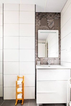 Een douche, een haardroger