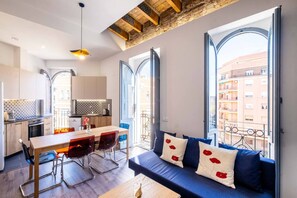 Interior - Bright House with Warm and Friendly Vibes (Valencia)