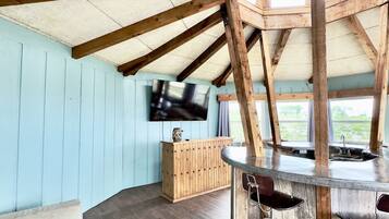 Smart-tv, stereoanlæg