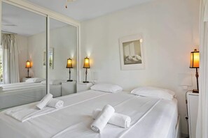 2 soverom, strykejern/-brett, wi-fi (inkludert) og sengetøy