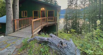 Beautiful Private Lakefront Home