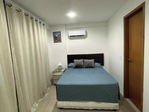 1 bedroom, WiFi, bed sheets - Flat best location in Boa Viagem (Boa Viagem Recife)
