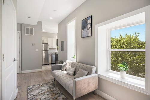 The Castle–3 Condos for Family, Friends & Business