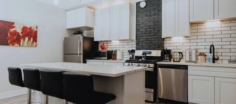 Spacious 4BR Soulard Retreat • Patio Games, Balcony, Family-Friendly Near Busch