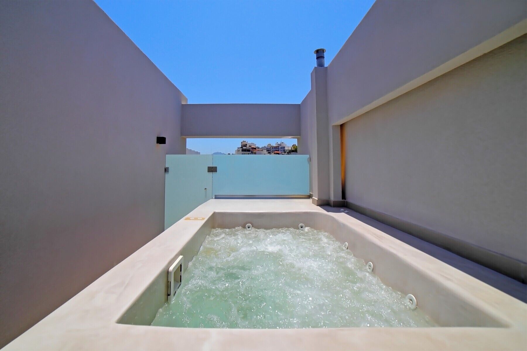 Bain à remous extérieur