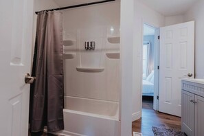Shower, hair dryer, towels - Spacious 2-BR First-Floor Soulard Apt—Desk, Smart-Lock, Free Parking (St. Louis)