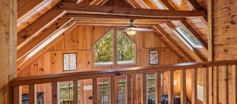 Cabin Fever - Hot Tub - Game Room - Dog Friendly