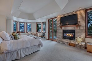 3 多间卧室、熨斗/熨衣板、WiFi、床单