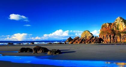 Gaia Getaway - Whole House