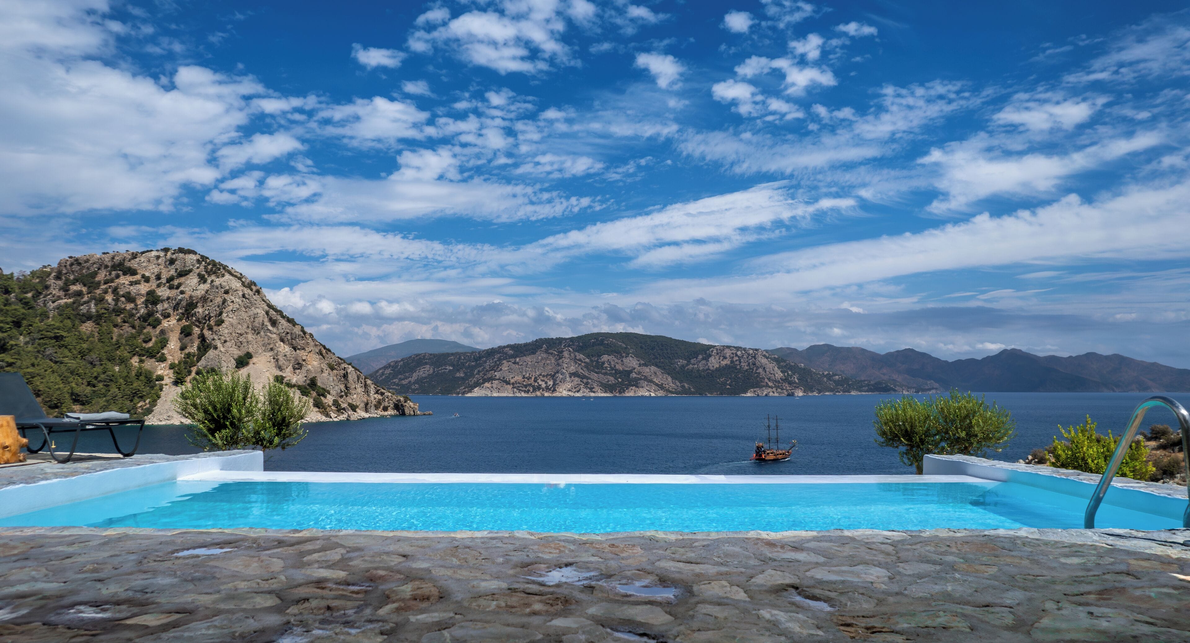 Villa with Panoramic Sea View and Infinity Pool | Premium bedding, in-room safe, free WiFi, bed sheets