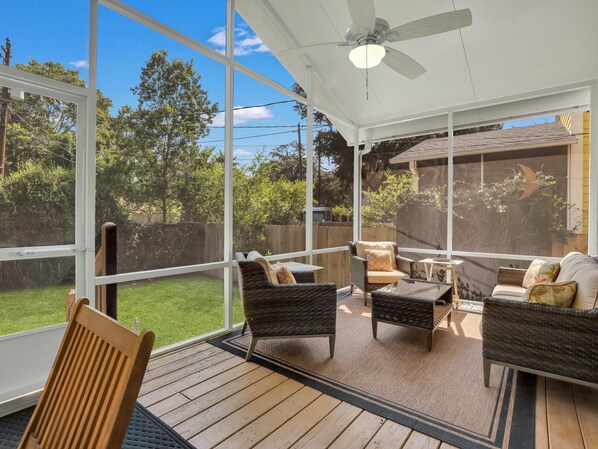 House, 1 King Bed (Starland Cottage) | Property grounds - Starland Cottage (Savannah)