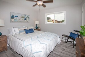 2 habitaciones, escritorio, tabla de planchar con plancha y wifi gratis