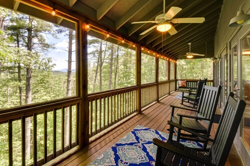 Spacious Georgia Escape w/ Fireplace, Deck & Grill