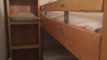 2 bedrooms, iron/ironing board