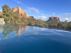 Outdoor pool - Hiker's Paradise with infinity pool and trail access from backyard (Sedona)