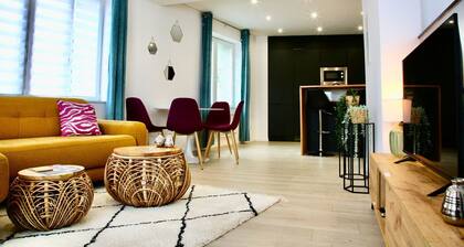 LA LOGE EN OR-parking gratuit, proche centre ville et autoroute