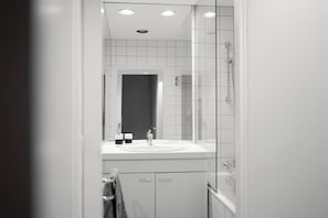 Dusche, Handtücher, Seife