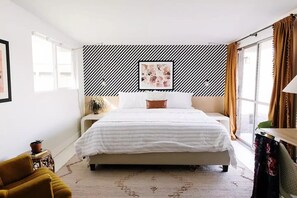 3 soverom, skrivebord, strykejern/-brett og wi-fi (inkludert)