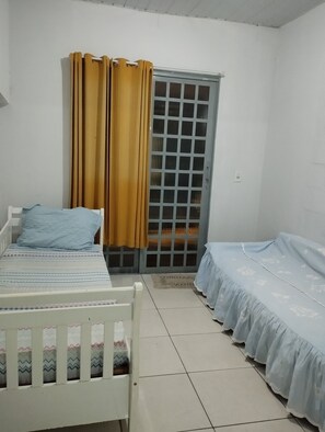 1 bedroom, iron/ironing board, free WiFi