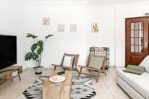 TV - Brisa d´Ouro - Relaxing Getaway (Peniche)