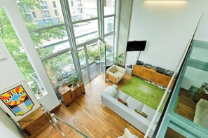 Fernseher, Videospiele, Arbeitsbereiche