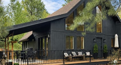 Pinetop Chalet•3bd/2ba•Family Friendly•EV Charger•Ping Pong+more!