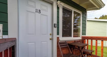 11B Roosevelt Elk Single Room at the Meadow Site