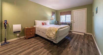 15B Lady Bird Single Room at the Meadow Site