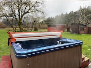Bain à remous extérieur