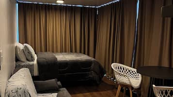 1 多间卧室、免费 WiFi、床单