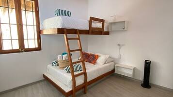 3 bedrooms, WiFi, bed sheets