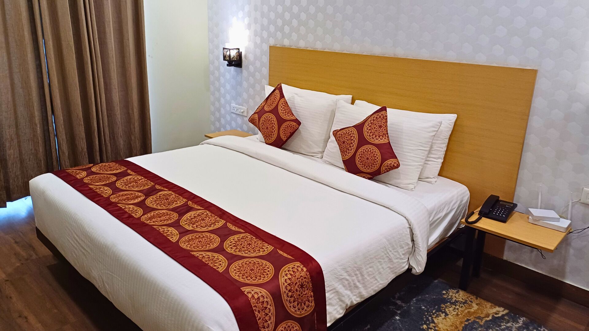 Deluxe Double Room | Egyptian cotton sheets, premium bedding, down comforters, minibar