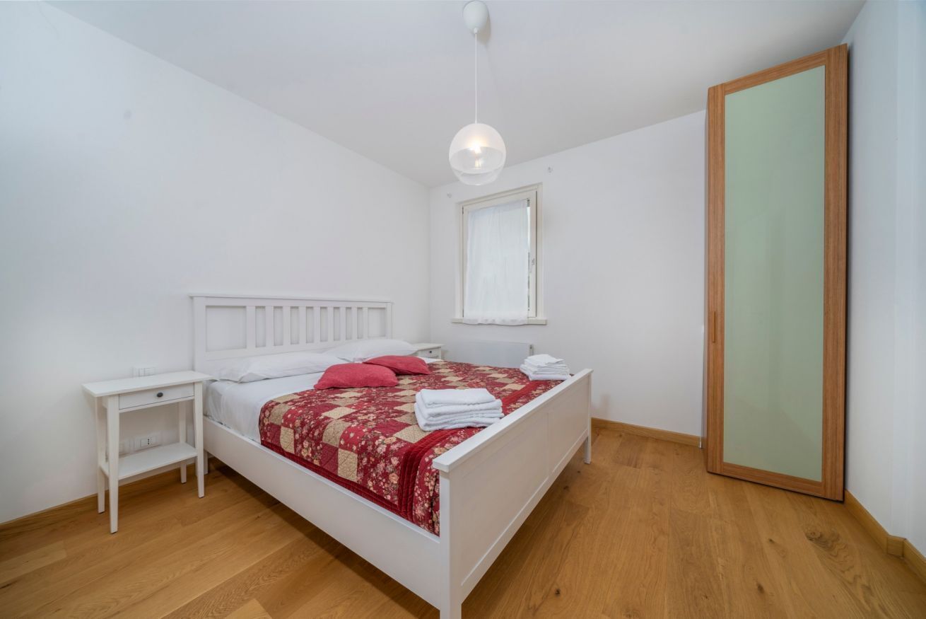 3 Schlafzimmer, Bügeleisen/Bügelbrett, Bettwäsche