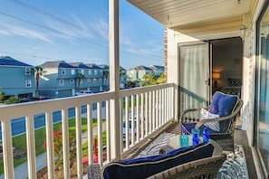 Property grounds - Ocean Access & Balcony: Surfside Beach Condo (Surfside Beach)