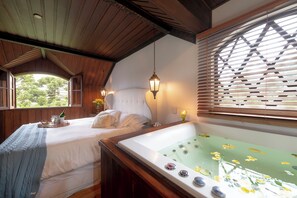 Presidential Suite | 1 bedroom, free WiFi, bed sheets - Alma Hotel (Campos do Jordão)