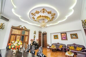 베이직 더블룸 | 고급 침구, 오리/거위털 이불, 각각 다르게 가구 비치, 무료 WiFi