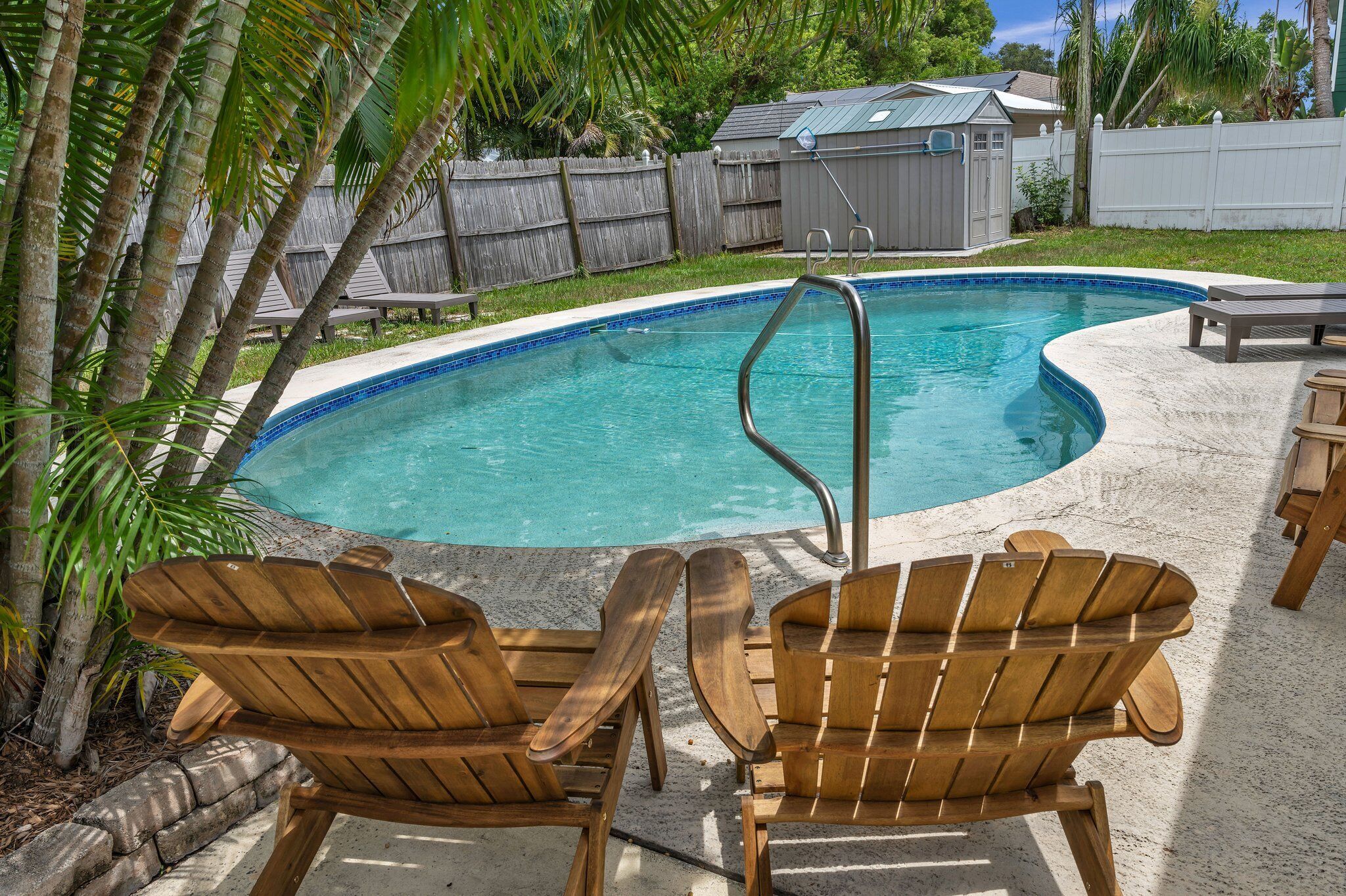 SeaLaVie Heated PoolHome Minutes to Beach Pet Friendly near Tampa Clearwater IRB