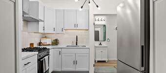 Cozy chic downtown Oakland condo. 