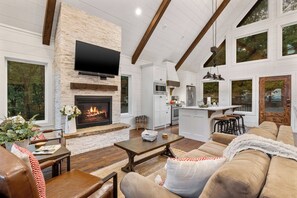 TV connectée, cheminée