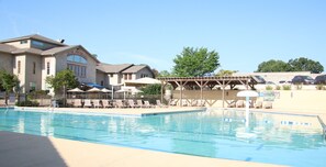 Piscine couverte, piscine chauffée