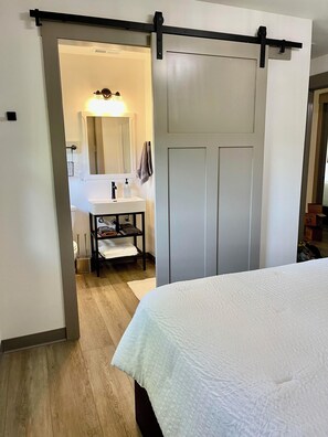 3 間睡房、熨斗/熨衫板、免費 Wi-Fi、床單