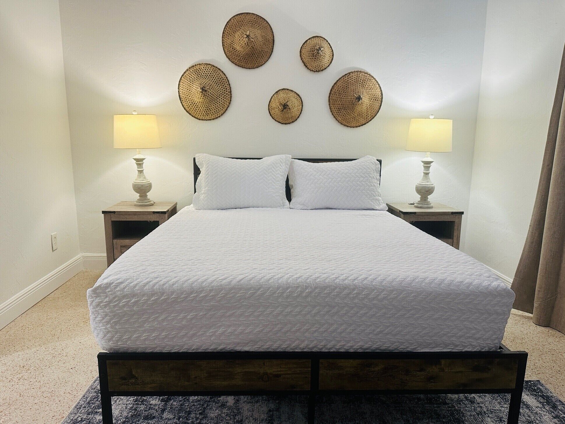 1 habitación, tabla de planchar con plancha, wifi gratis y ropa de cama 
