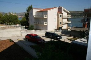 Apartment, Smoking | 1 bedroom - Draga - 15 m From sea - A3 2 1 (Trogir)