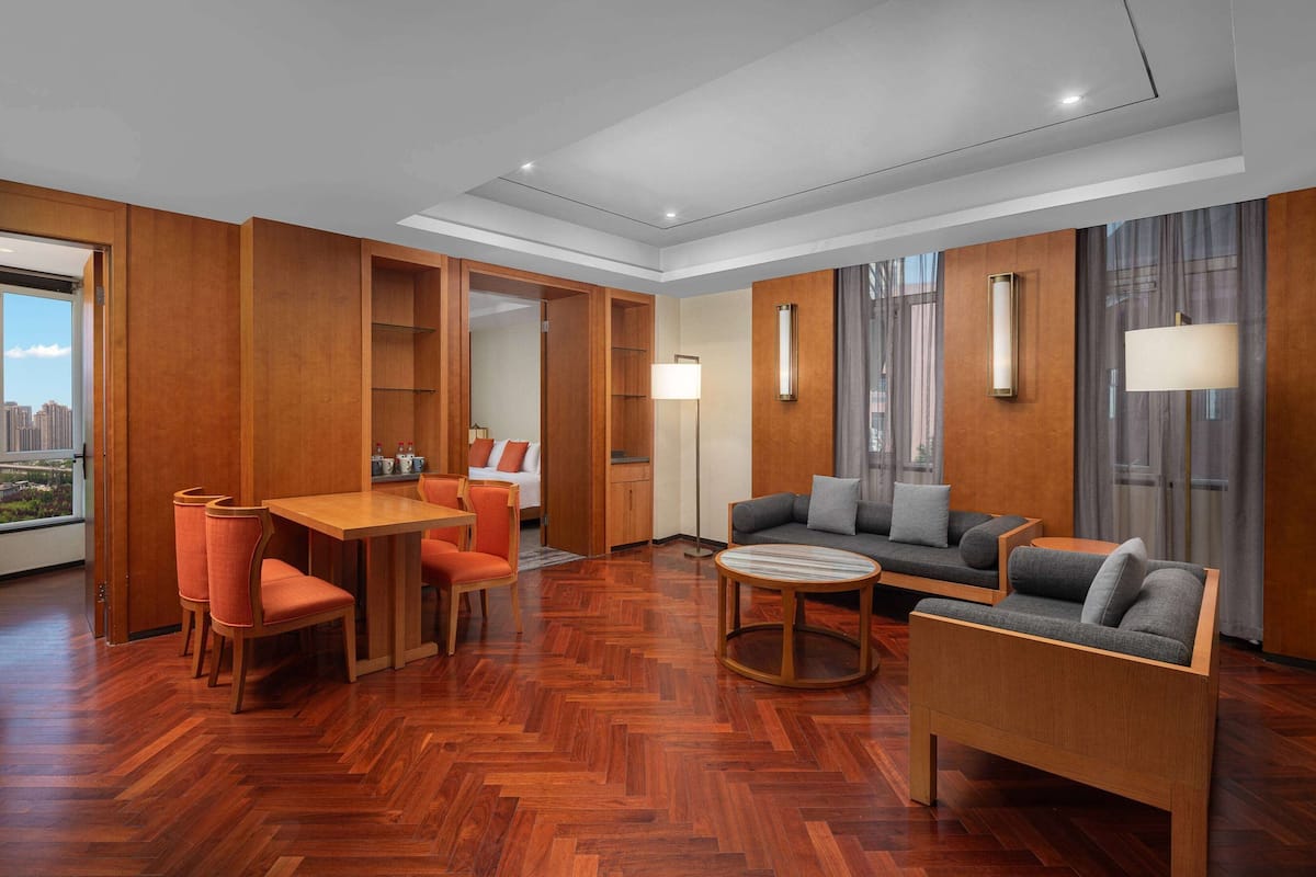 Suite, 2 chambres, non-fumeurs (VIP, Third Floor)