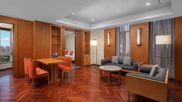 Suite, 2 Schlafzimmer, Nichtraucher (VIP, Third Floor)
