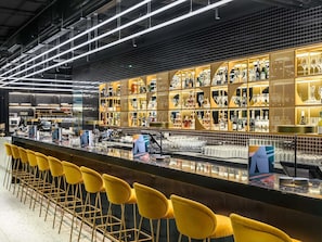 Bar (on property) - Tribe Budapest Stadium (Budapest)