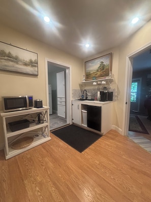 Interior - Quiet Private Guest Suite near Camden&Rockland. (Rockport)