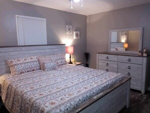 2 bedrooms, iron/ironing board, WiFi, bed sheets